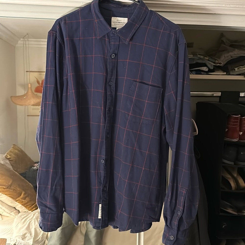 Lucky brand, long sleeve button down flannel, size large, great condition